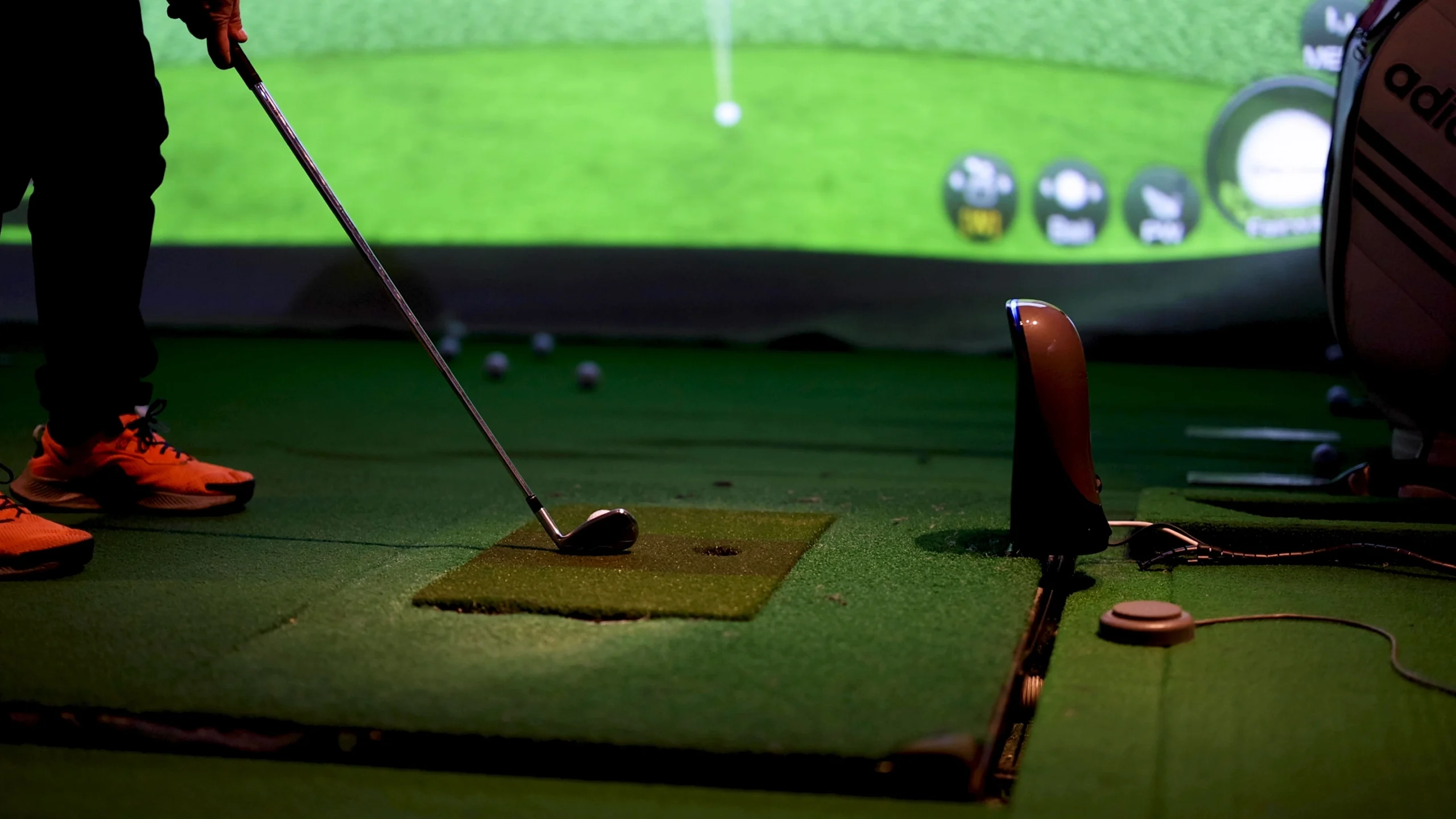 Golf Simulator Buying Guide: Everything You Need to Know Before You Invest